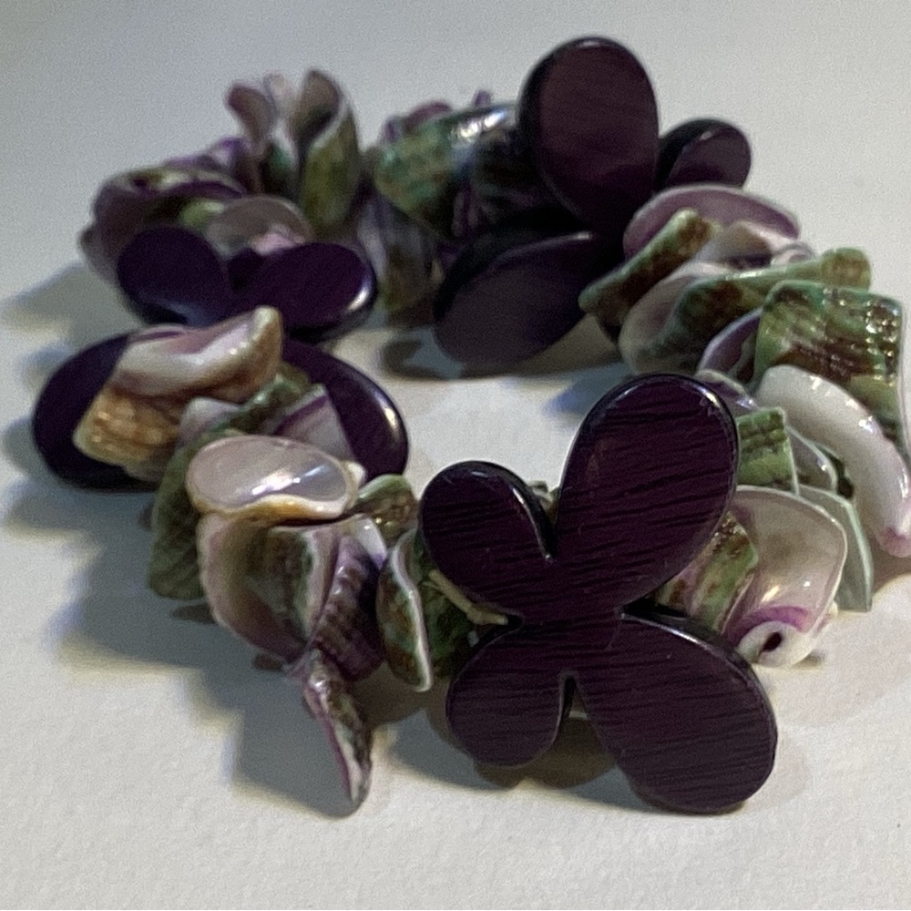 Vintage Curly Shell Iridescent Dyed Purple and Green and Butterfly Bracelet